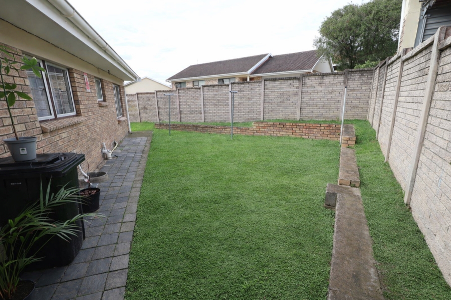 2 Bedroom Property for Sale in Beacon Bay Eastern Cape